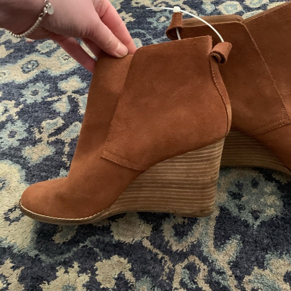 Lucky Brand Yoniana Wedge Bootie - Picture 5 of 10